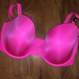 Victoria’s Secret Bra 34DDD